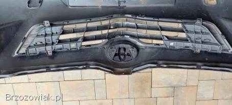 TOYOTA VERSO 09-13r Atrapa chrom do zderzaka