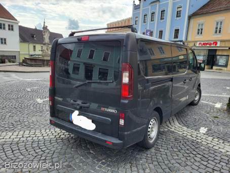 Opel vivaro 2015