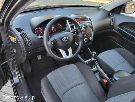 Kia Cee'd Lift 2010