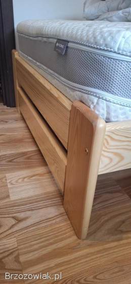Łóżko 90x200 sosna z stelażem oraz szufladą