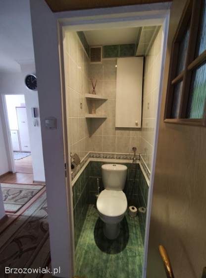 Sprzedam mieszkanie w Krośnie 62 m2,  II piętro,  4 pokoje