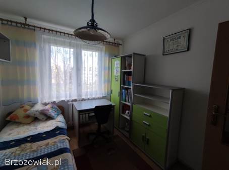 Sprzedam mieszkanie w Krośnie 62 m2,  II piętro,  4 pokoje