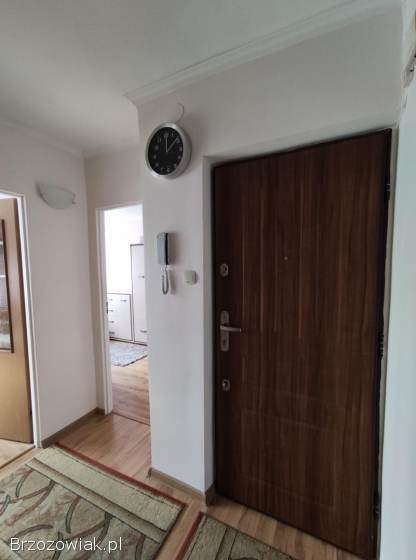 Sprzedam mieszkanie w Krośnie 62 m2,  II piętro,  4 pokoje