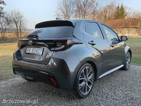 Toyota Yaris Hybrid Automat 2022