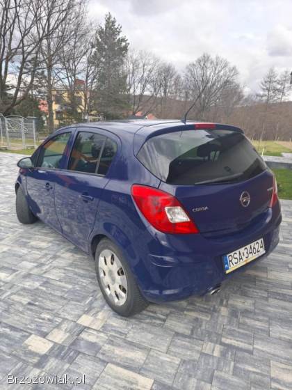 Opel Corsa D 2011
