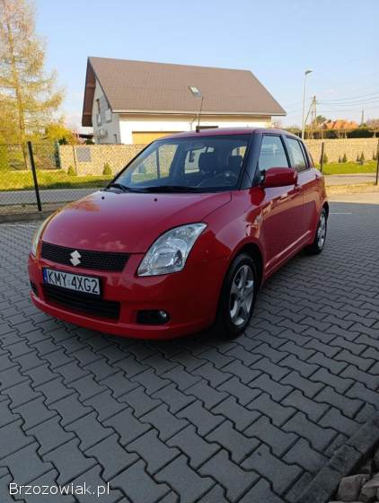 Suzuki Swift 1.  3benzyna 2005
