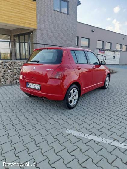Suzuki Swift 1.  3benzyna 2005