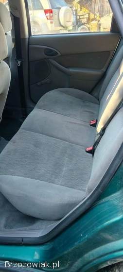 Ford Focus 1.  6 1999