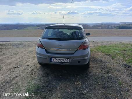 Opel Astra H 2004