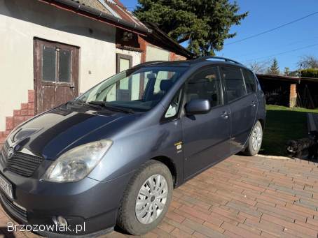 Toyota Corolla Verso 2003