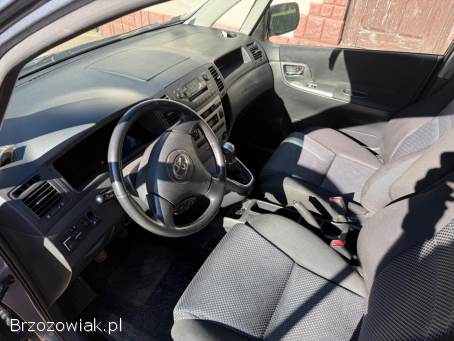 Toyota Corolla Verso 2003