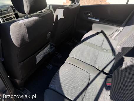 Toyota Corolla Verso 2003