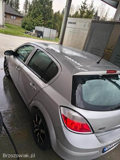 Opel Astra H 2004