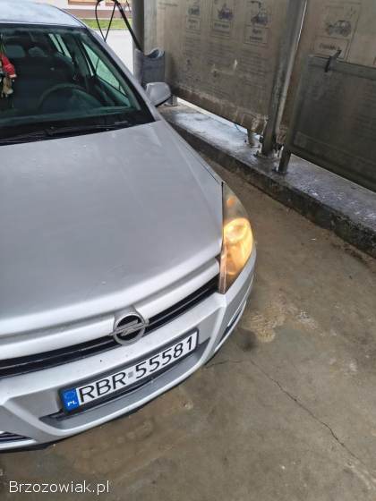 Opel Astra H 2004