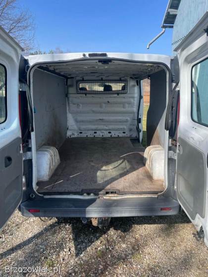 Opel Vivaro 2.  0 L2H1 2009 • 243 tys.  km • po dużym serwisie •