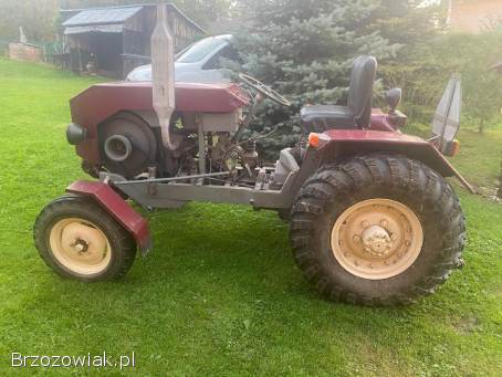 Traktor ES 15