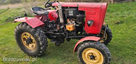 Sprzedam traktor z silnikiem Es 15