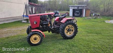 Sprzedam traktor z silnikiem Es 15