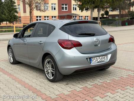 Opel Astra LPG 2011