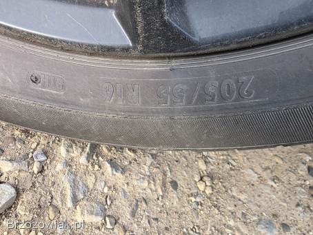 Komplet opon 205/55R16