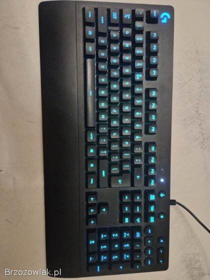 Sprzedam klawiaturę Logitech g213