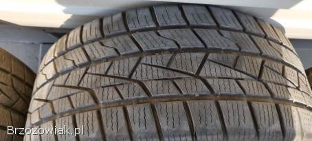 Do sprzedania opony DELIINTE 225/45/R17 94V.  M+S