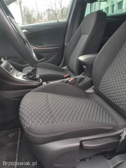 Opel Astra 1.  4 TURBO 125KM 2017