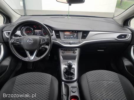 Opel Astra 1.  4 TURBO 125KM 2017