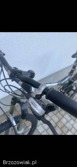 Rower Trek amortyzator przód tył koła 26