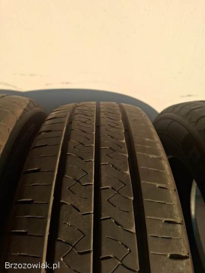 205/65/16 C Kumho
