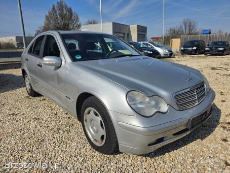 Mercedes-Benz Klasa C W203 1.  8 kompres 2003