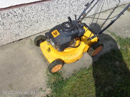 Kosiarka JCB z napędem