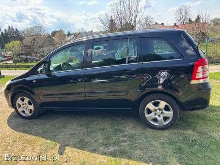 Opel Zafira Minivan 2008