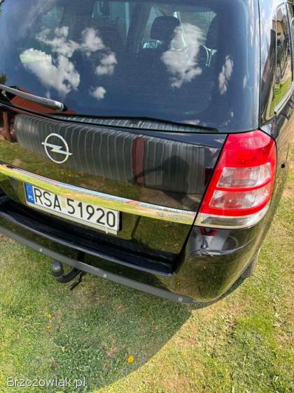 Opel Zafira Minivan 2008