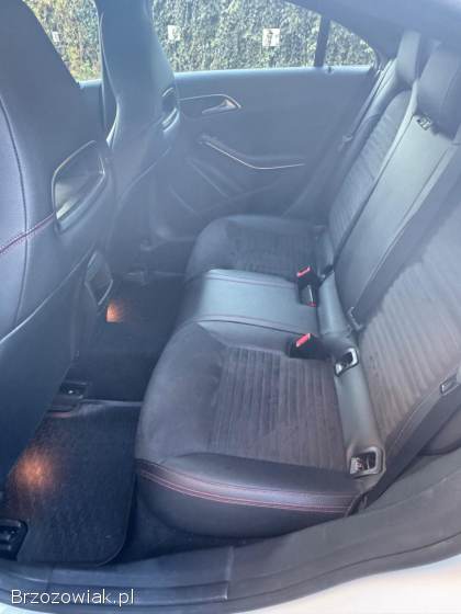Mercedes-Benz CLA 180 2017