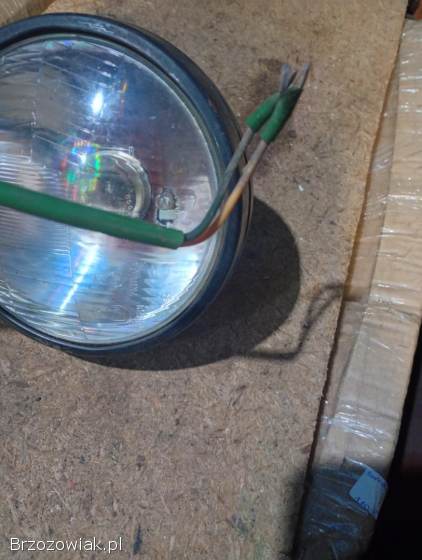 Lampa do ciągnika