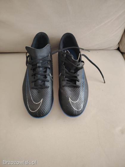 KORKI NIKE VAPOR 15 42.  5