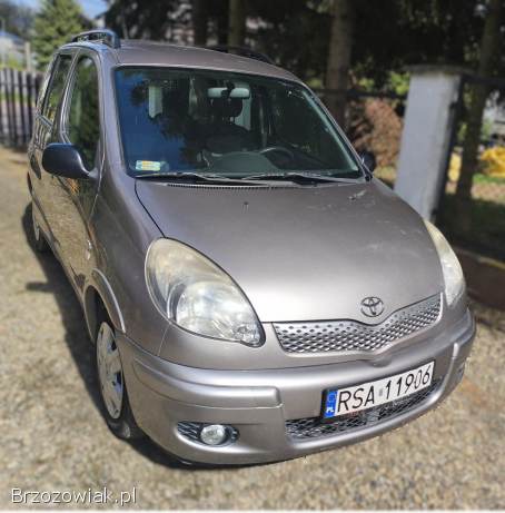 Toyota Yaris Verso 2005