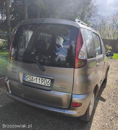 Toyota Yaris Verso 2005