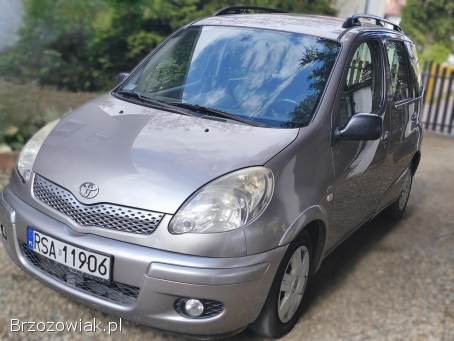 Toyota Yaris Verso 2005