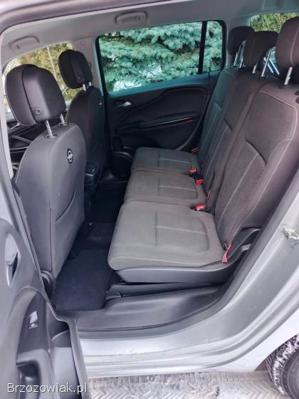 Opel Zafira 2016