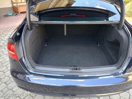 Audi A4 B8 2,  0 TDI-143KM 2012