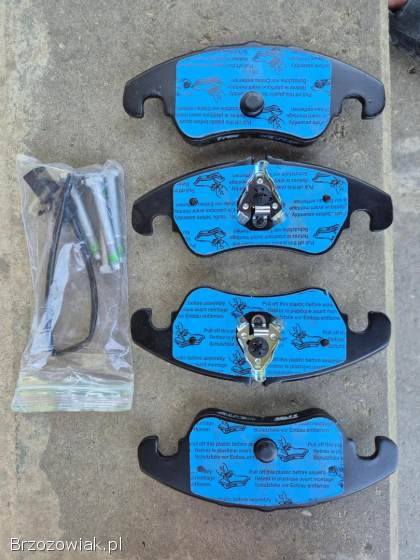 Tarcze hamulcowe + klocki 345mm AUDI Q5,  A6,  A5,  A4 (TRW DF6149S)