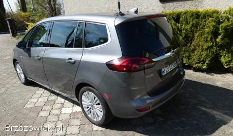 Opel Zafira C 2016