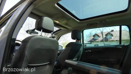 Opel Zafira C 2016