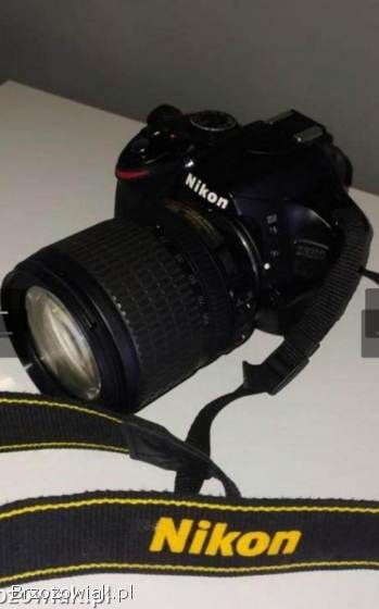 Aparat NIKON D3200 + Obiektyw NIKKOR LENS