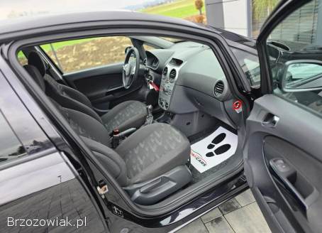 Opel Corsa 1.  4 16V ColorEdi 2011