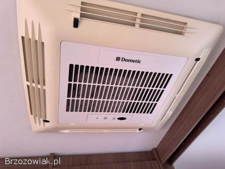 RUBIS PREMIUM 570 Klimatyzacja,  DMC:1800kg,  Sucha,  Zarejestrowana