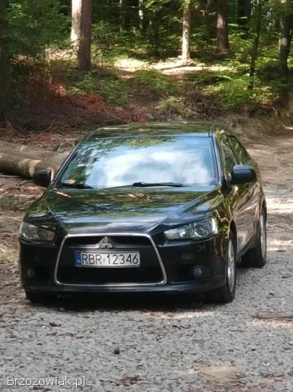 Mitsubishi Lancer Sportback Invite 2010