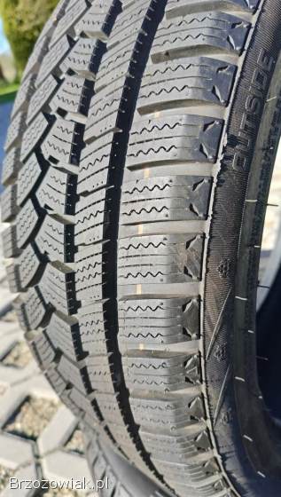 Sprzedam 2 opony zimowe nieużywane 195/45R16